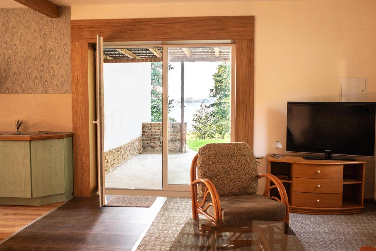 Ferienwohnung Direkt Am Potzlower See Zewnętrze zdjęcie